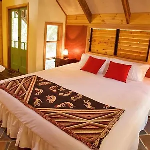 Resort Rainforest Ranch ****